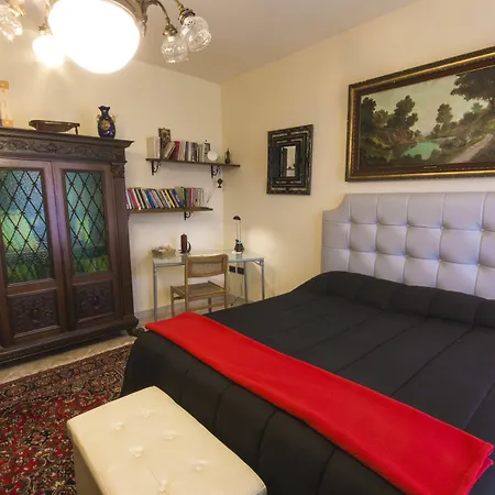 فندق مبيت وإفطار Luxury 3*